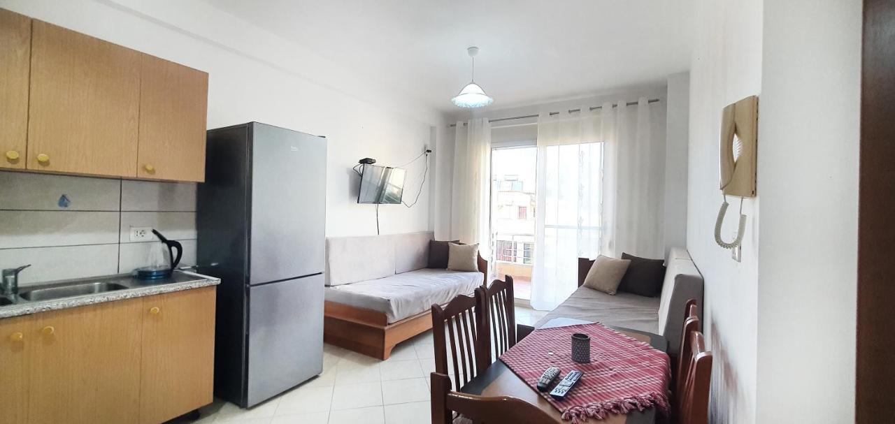 Sea & Sun Apartment Дуррес Екстер'єр фото